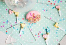 Throwing the Perfect Summer Party with Family