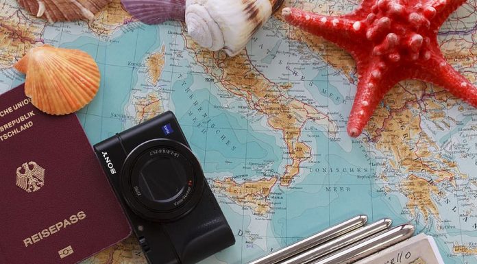Dos and Don’ts When Traveling Abroad