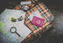How to Pick the Perfect Suitcase for Traveling